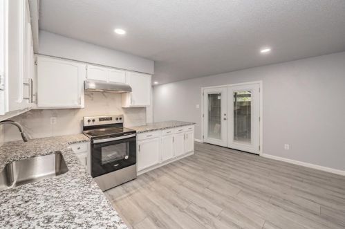 2709 Ivanridge Ln, Garland TX 75044-4617 exterior