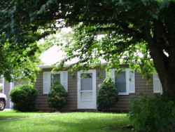 107 Spiers Rd, Newton, MA 02459-3716