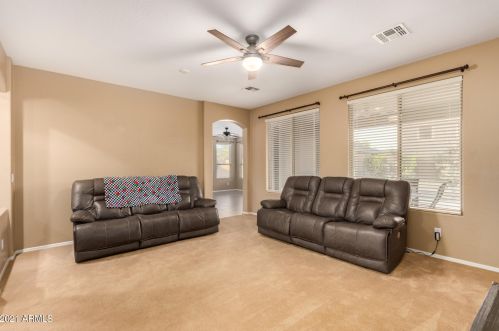 2607 Apollo Rd, Phoenix AZ 85042-5381 exterior