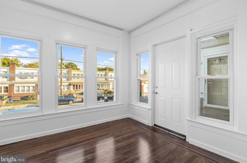 5322 Horrocks St, Philadelphia, PA 19124-1111