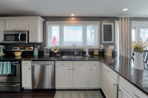 22 Fox Mdw Dr, Worcester MA 01602-2232 exterior