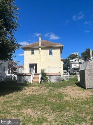 109 Crescent Ave, West Deptford, NJ 08096-5001