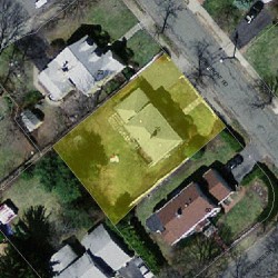 29 Pierrepont Rd, Newton MA  02462-1130 aerial view