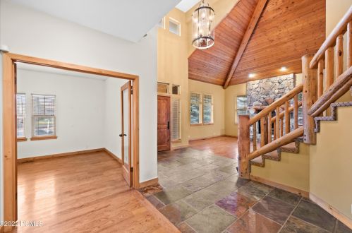 4923 Charlais Ln, Park City UT 84098-7552 exterior