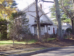 377 Waverley Ave, Newton, MA 02458-2734