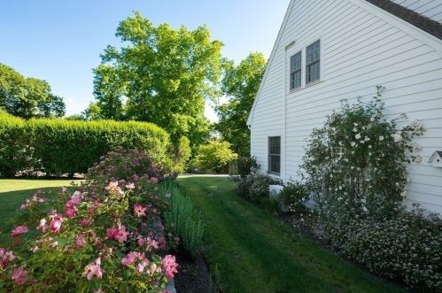 26 Talbot Rd, Hingham MA 02043-4524 exterior