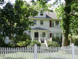 125 Washington Ave, Newton MA 02465-1025 exterior