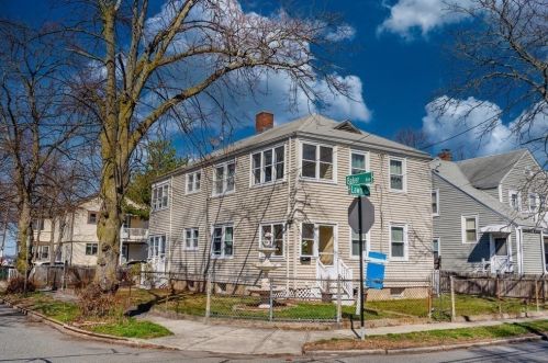 34 Lawn Ave, Quincy MA 02169-7336 exterior