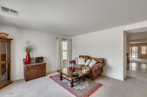 3127 Alta Vista Rd, Phoenix AZ 85041-5211 exterior