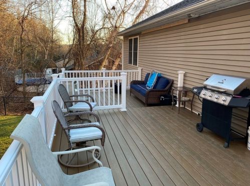 44 Dawson Rd, Worcester MA 01602-1213 exterior