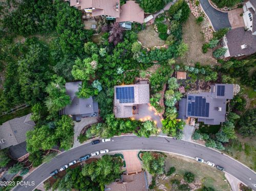 2068 Mahre Dr, Park City UT 84098-8508 exterior