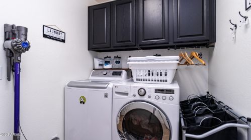 14015 33rd St, Phoenix AZ  85044-8715 exterior