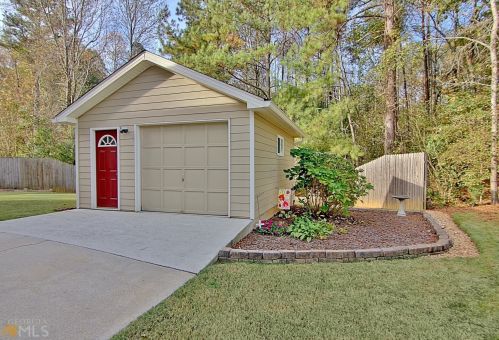 255 Hillandale Dr, Stockbridge GA 30281-3047 exterior