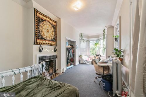 2013 15 St, Philadelphia PA 19121-2301 exterior