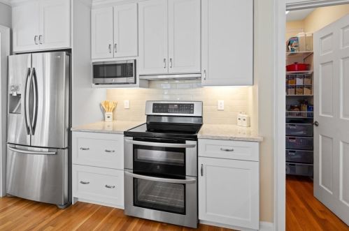 5 Cutter Hl Rd, Hingham MA exterior