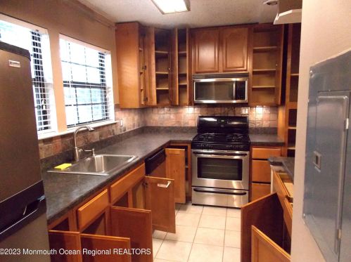 97 Whispering Oaks Way, Jackson Twp NJ 08527-2569 exterior