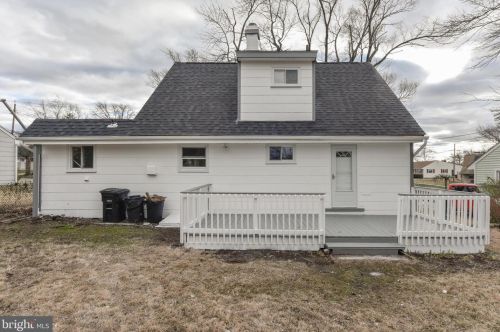 1102 Cumberland Ave, West Deptford NJ  08096-3041 exterior