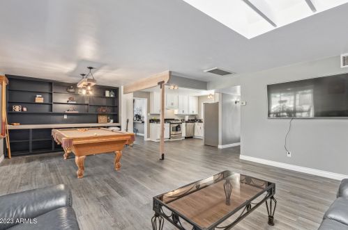 3407 44th Pl, Phoenix AZ  85018-6025 exterior