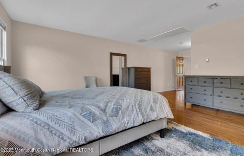 242 Hope Chapel Rd, Jackson Twp NJ  08527-5023 exterior