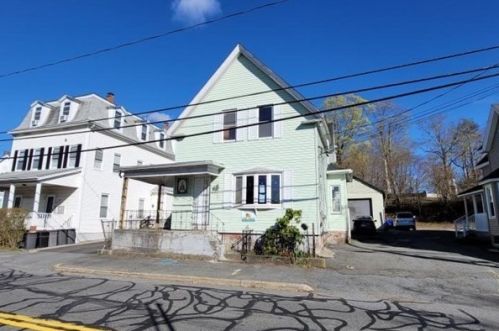 278 Cohannet St, Taunton MA  02780-4122 exterior