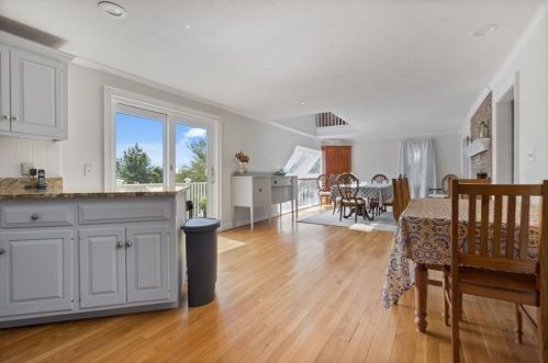 11 Bay Cliff Cir, Plymouth MA 02360-1458 exterior