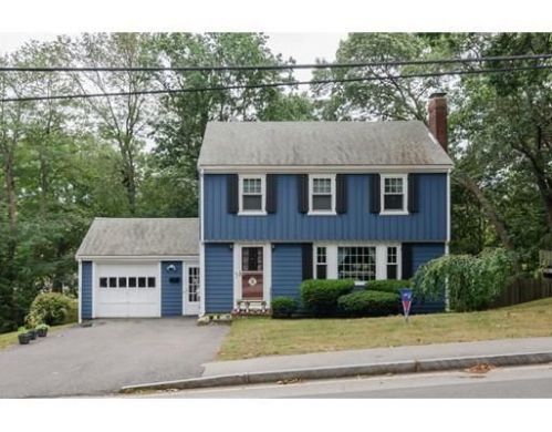 106 Academy Ave, Weymouth, MA 02188-4204