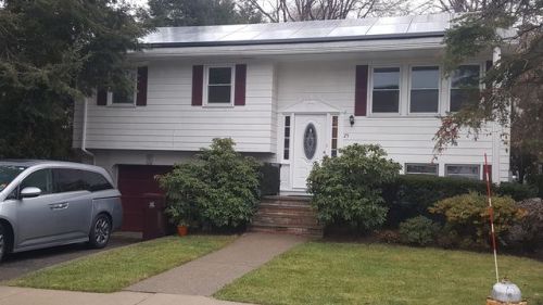 25 Laurel St, Everett, MA 02149-1901