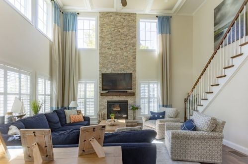 21 Cliff Rd, Hingham, MA 02043-1452