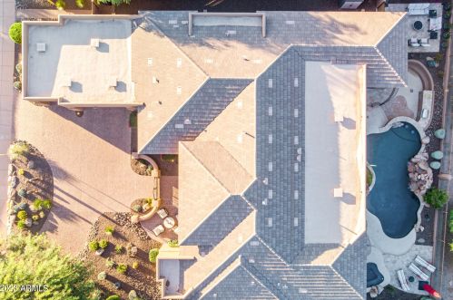 22843 54th St, Phoenix AZ  85054-7199 exterior