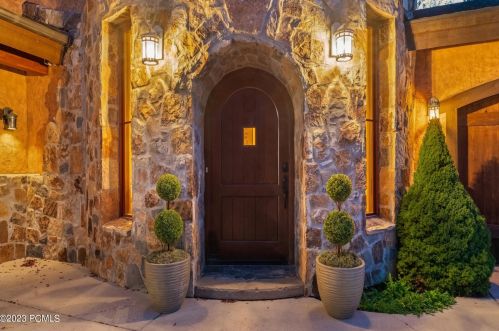 2702 Est Dr, Park City UT 84060-6878 exterior