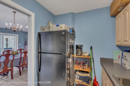 6 Pitney Ln, Jackson Twp NJ 08527-2933 exterior