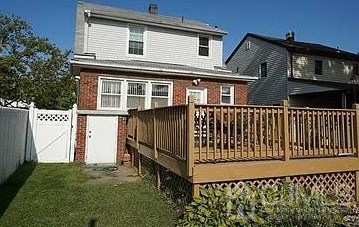 128 Jersey St, Carteret NJ  07008-2216 exterior