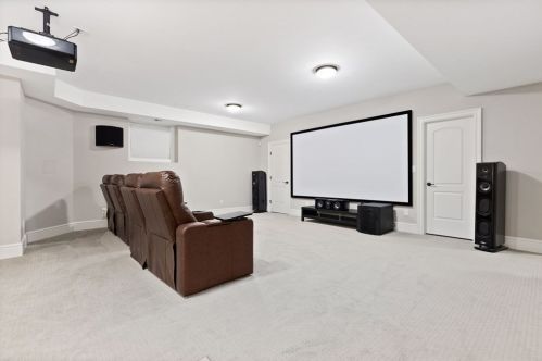 47 Goddard St, Newton MA 02461-1918 exterior