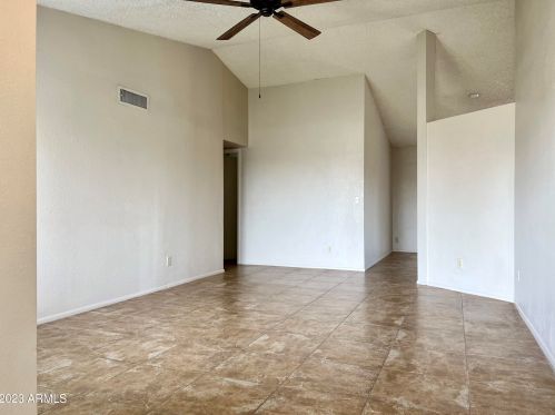 18825 3rd Dr, Phoenix AZ  85027-5610 exterior