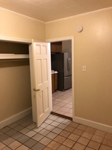 236 Haverhill St, Lawrence MA 01840-1406 exterior