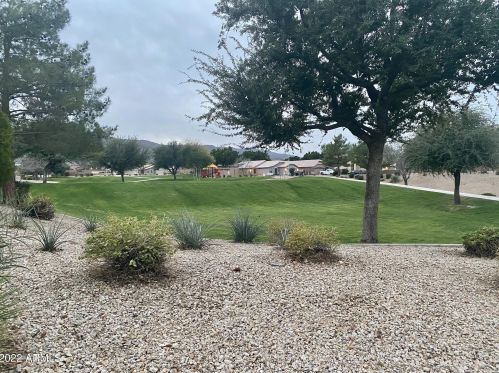 2712 Beautiful Ln, Phoenix AZ 85042-7073 exterior