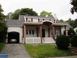 52 Puritan Rd, Newton, MA 02461-1037
