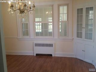 95 Hillside Ave, Tenafly NJ  07670-2113 exterior