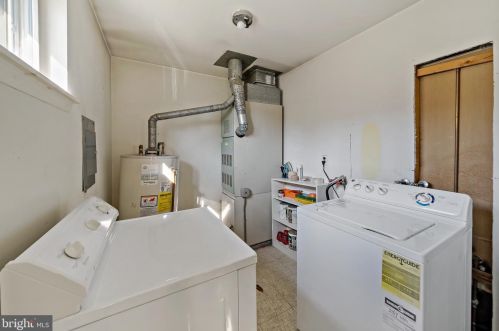 120 Beacon Ave, West Deptford NJ 08066-1209 exterior