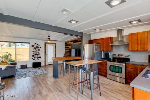 2225 Cambridge Ave, Phoenix AZ 85008-1216 exterior