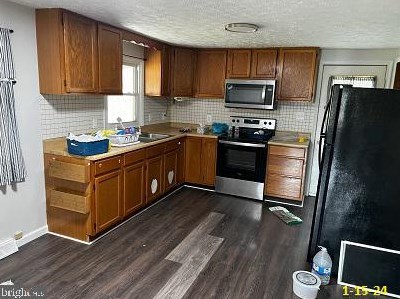 1066 Sand Mine Rd, Berkeley Springs WV  25411-4555 exterior