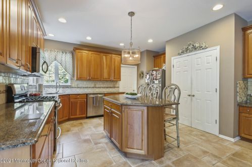 22 Palamino Dr, Jackson Twp NJ  08527-1382 exterior