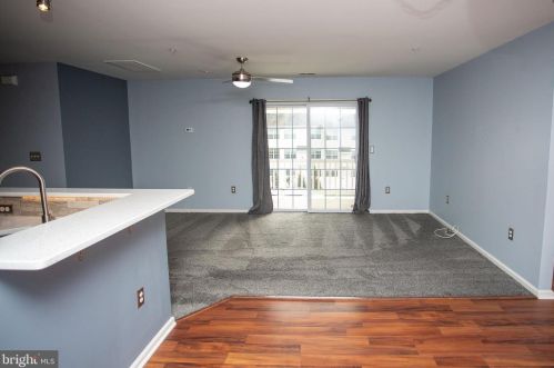 91 Highbridge Ln, West Deptford NJ  08086-2254 exterior