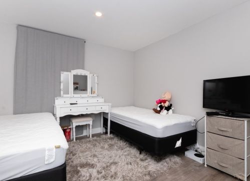 192 Washington Ave, Chelsea MA 02150-3903 exterior