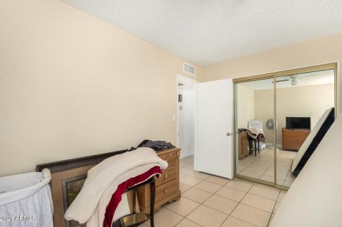 3026 75 Dr, Phoenix AZ 85033-3704 exterior