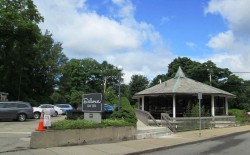 1148 Centre St, Newton, MA 02459-1539