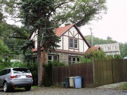 750 Chestnut St, Newton, MA 02468-2017
