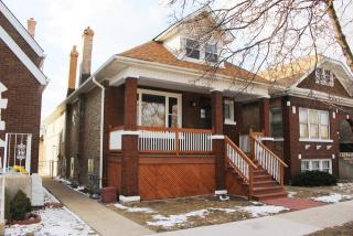 2526 Ridgeland Ave, Forest View, IL 60402-2629