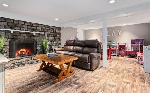 277 Haverhill St, North Reading MA 01864-1452 exterior