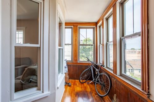 33 Glendale Ave, Everett MA 02149-4102 exterior